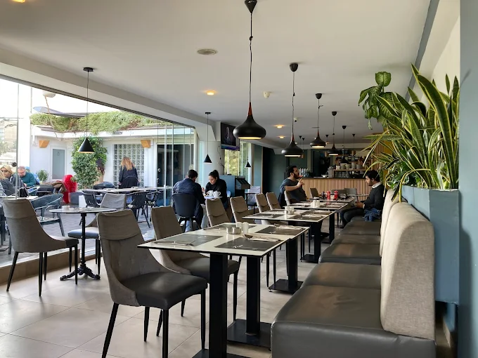 Le Perchoir Hydra - restaurant Le Perchoir