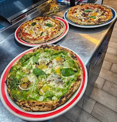 Pizzeria Mozza by Loumine Menia - Fast Food Alger - Spot DZ