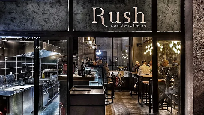 Rush Grill Garden City - Restaurant Alger